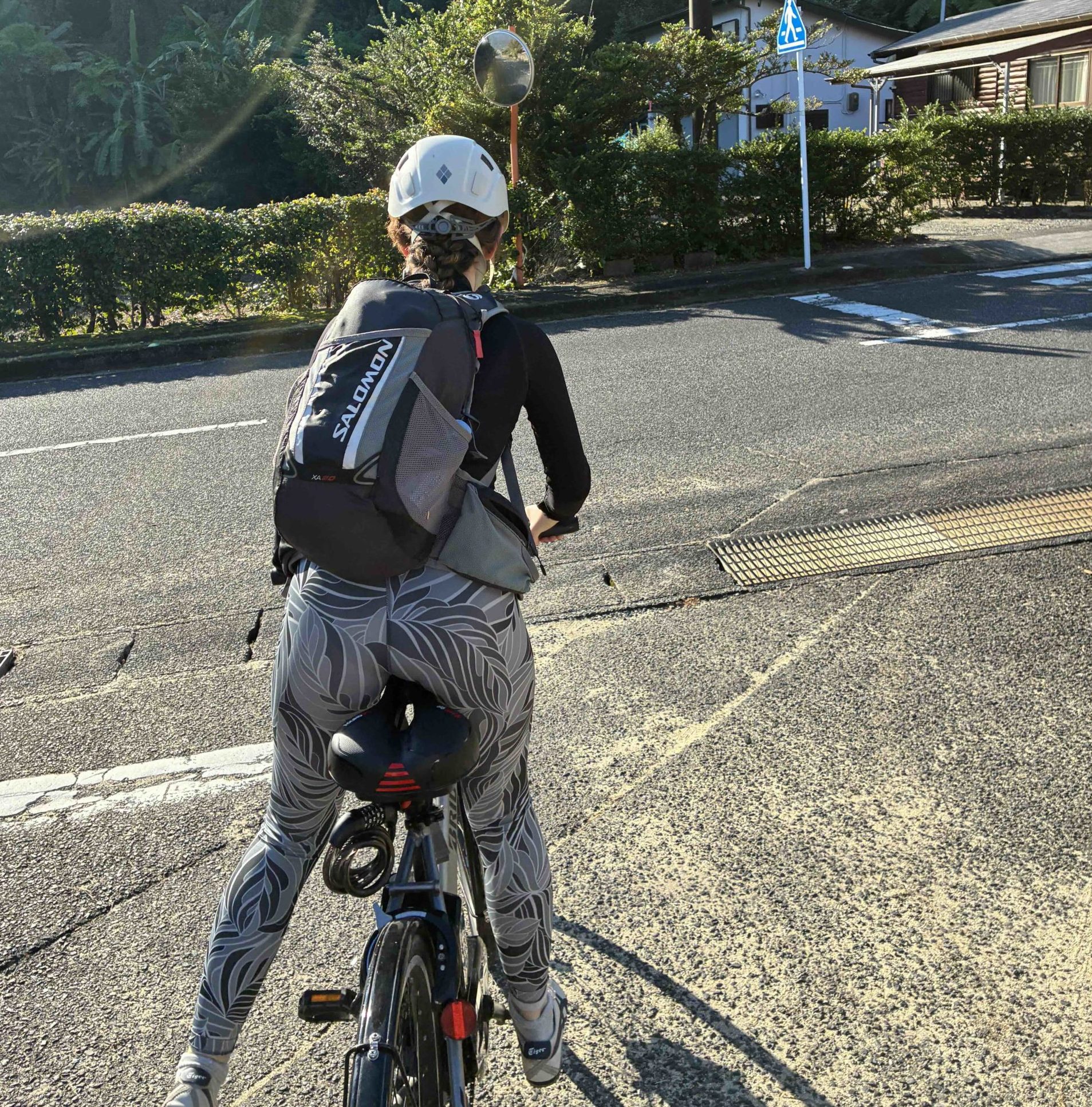 屋久島で電動自転車（e-bike）レンタルを利用するイメージ